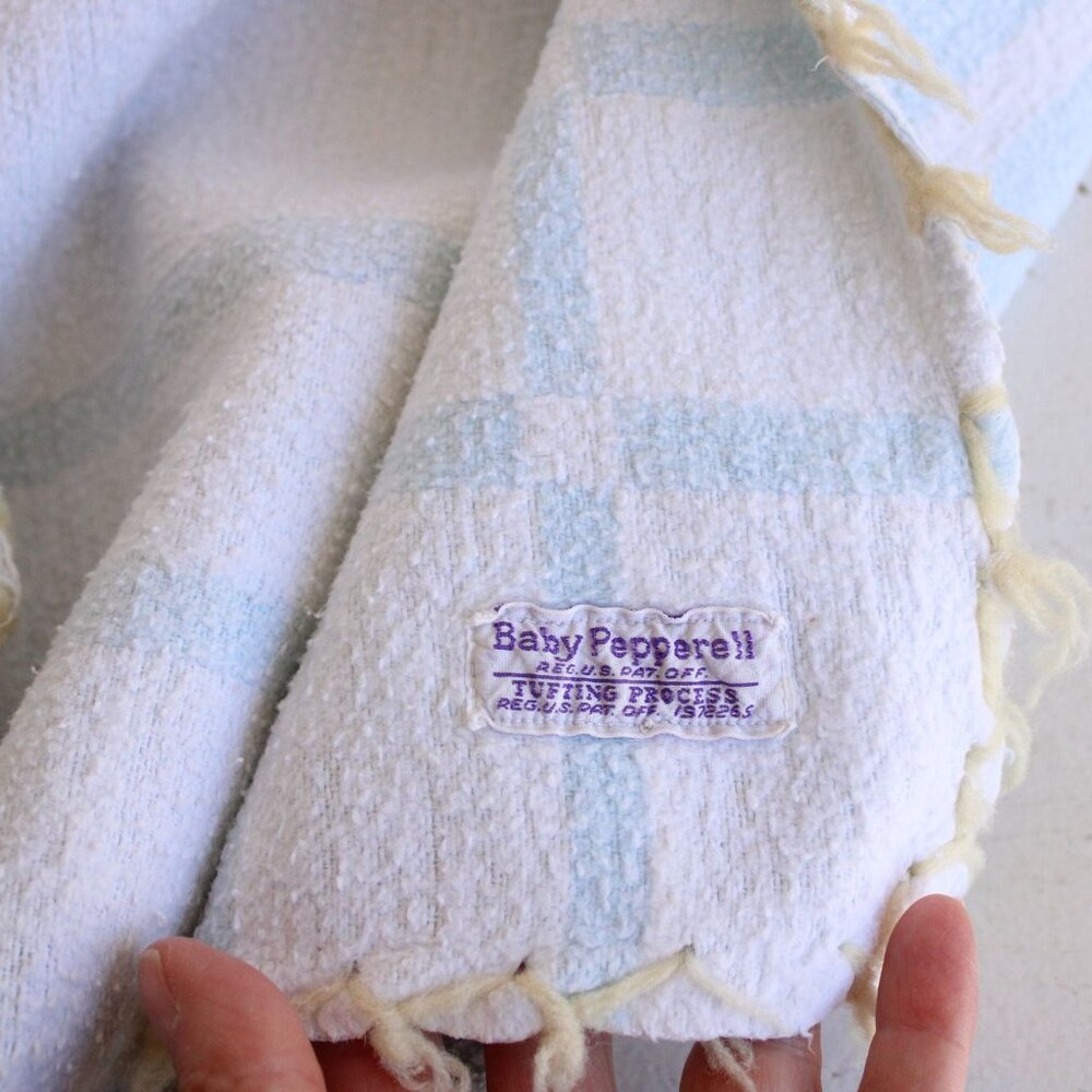 Vintage 1930s 1940s Baby Blanket Or Throw, Baby Pepperell Blue Lap Afghan - Picture 10 of 10